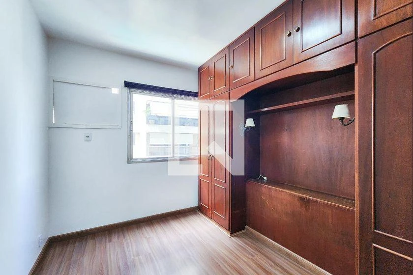 Apartamento de 2 quartos em condomínio com piscina — photo 23