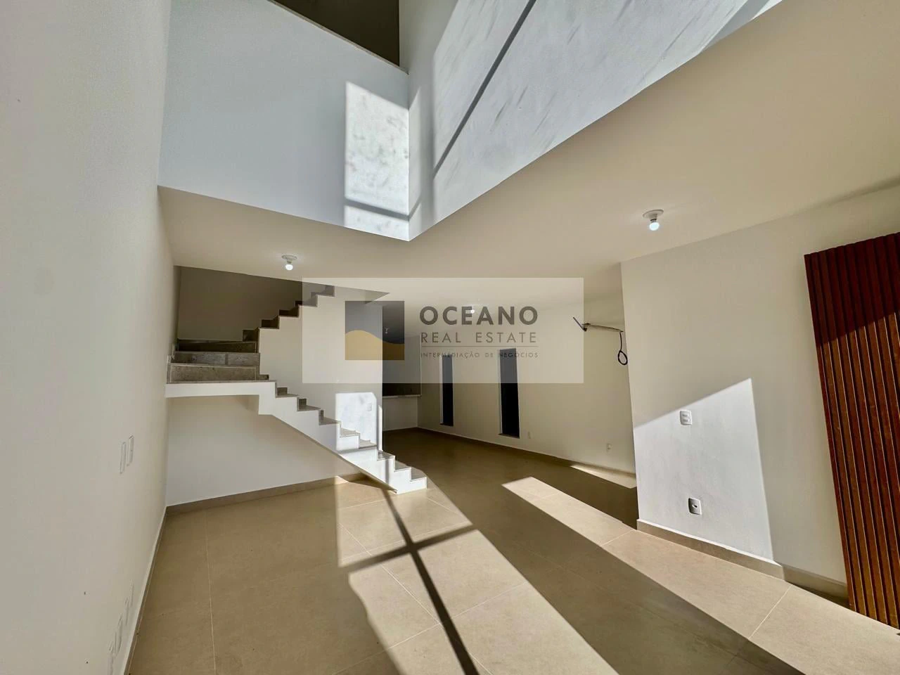 4-bedroom house with a grill on the balcony — photo 26