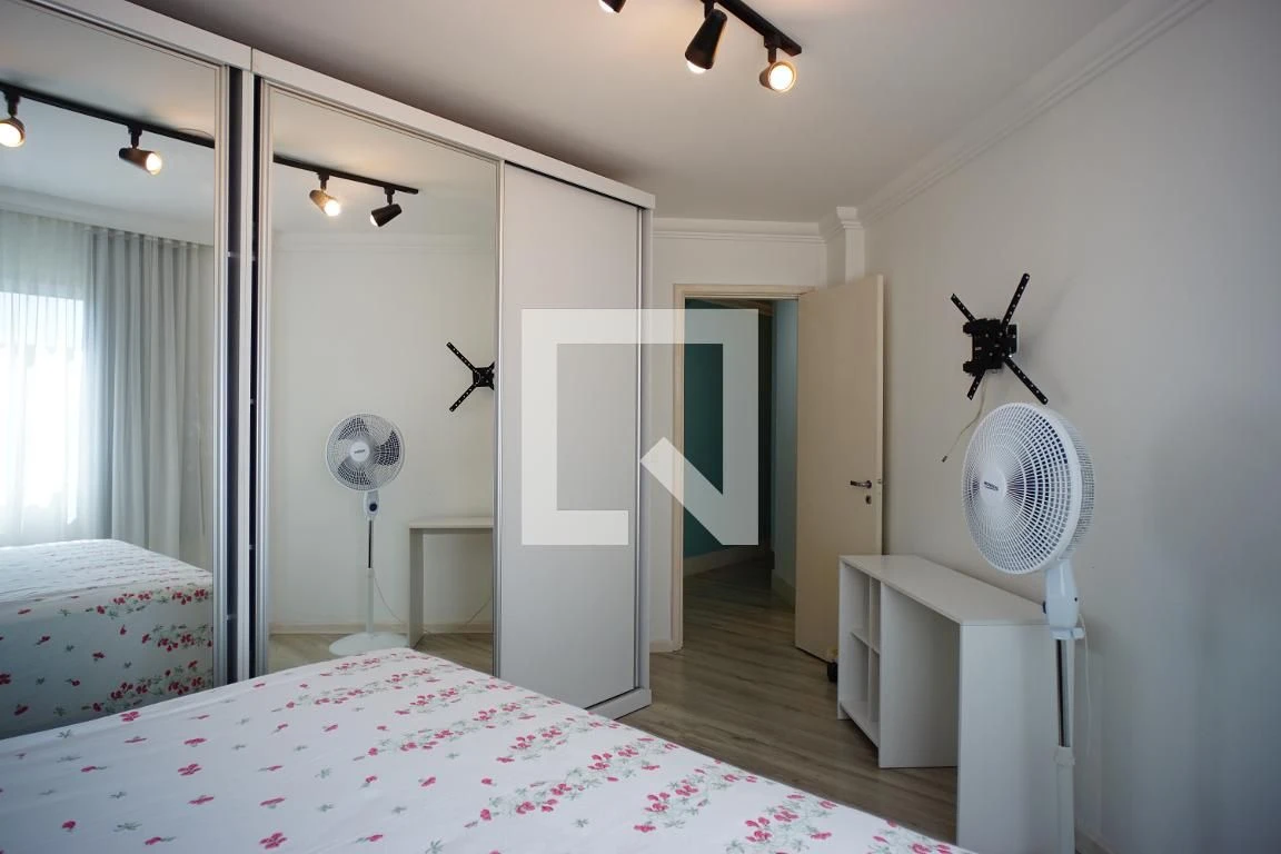 Apartamento mobiliado com 2 quartos e cozinha americana — photo 12
