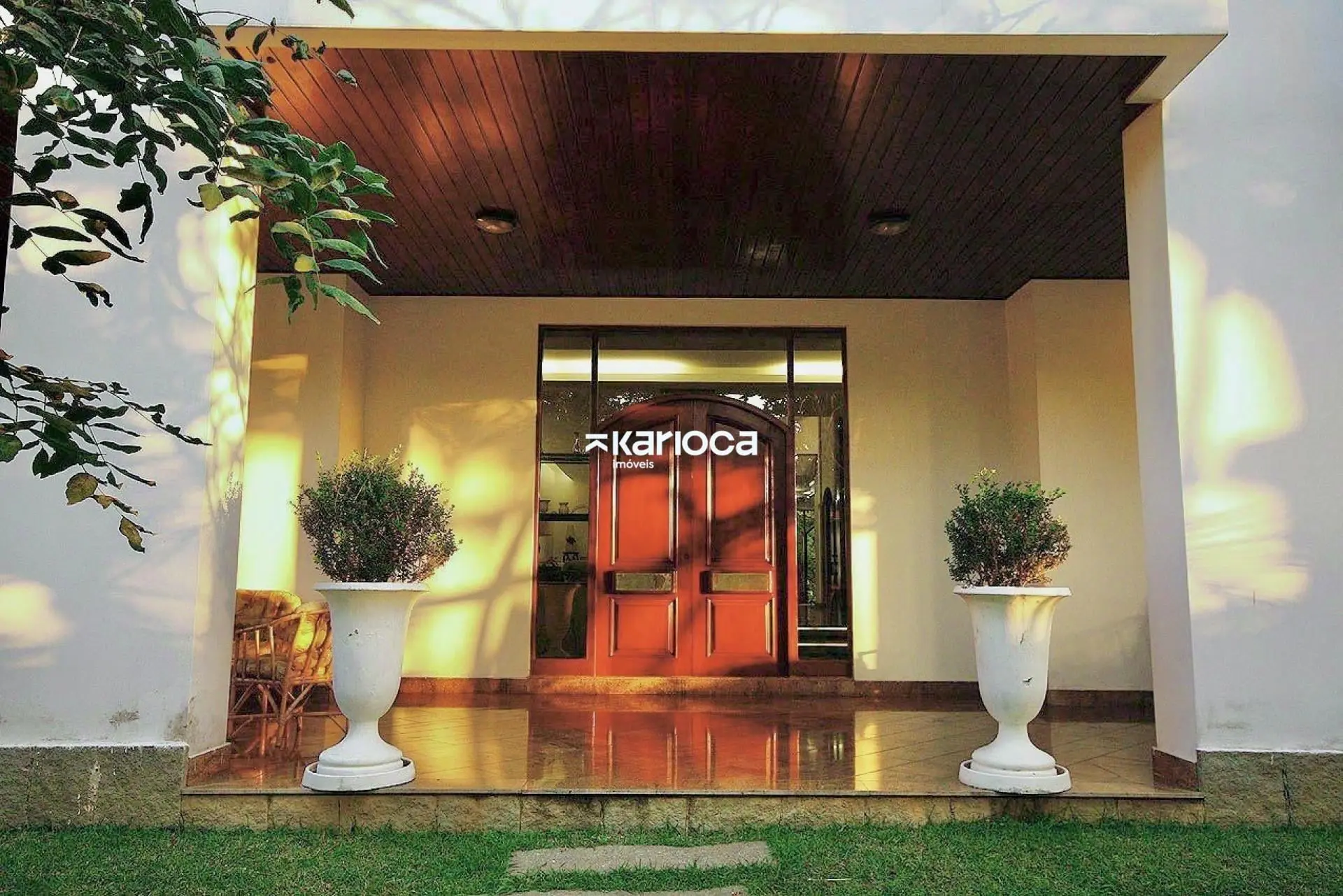 6-bedroom apartment with private garden and 8 parking spaces — photo 6