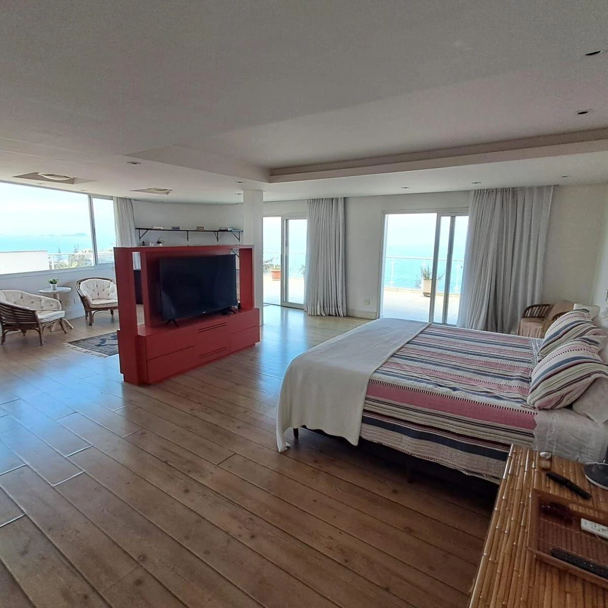 Furnished 4-bedroom house with 1450 m² and 4 parking — photo 21