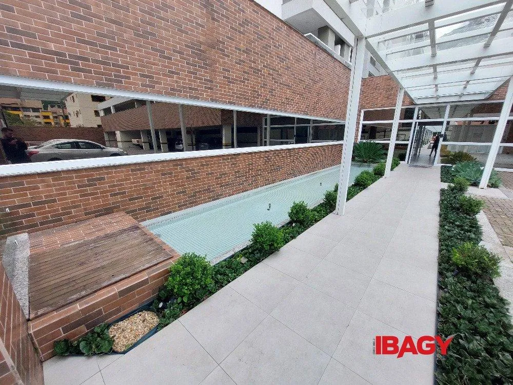 3-bedroom apartment with a grill on the balcony — photo 57