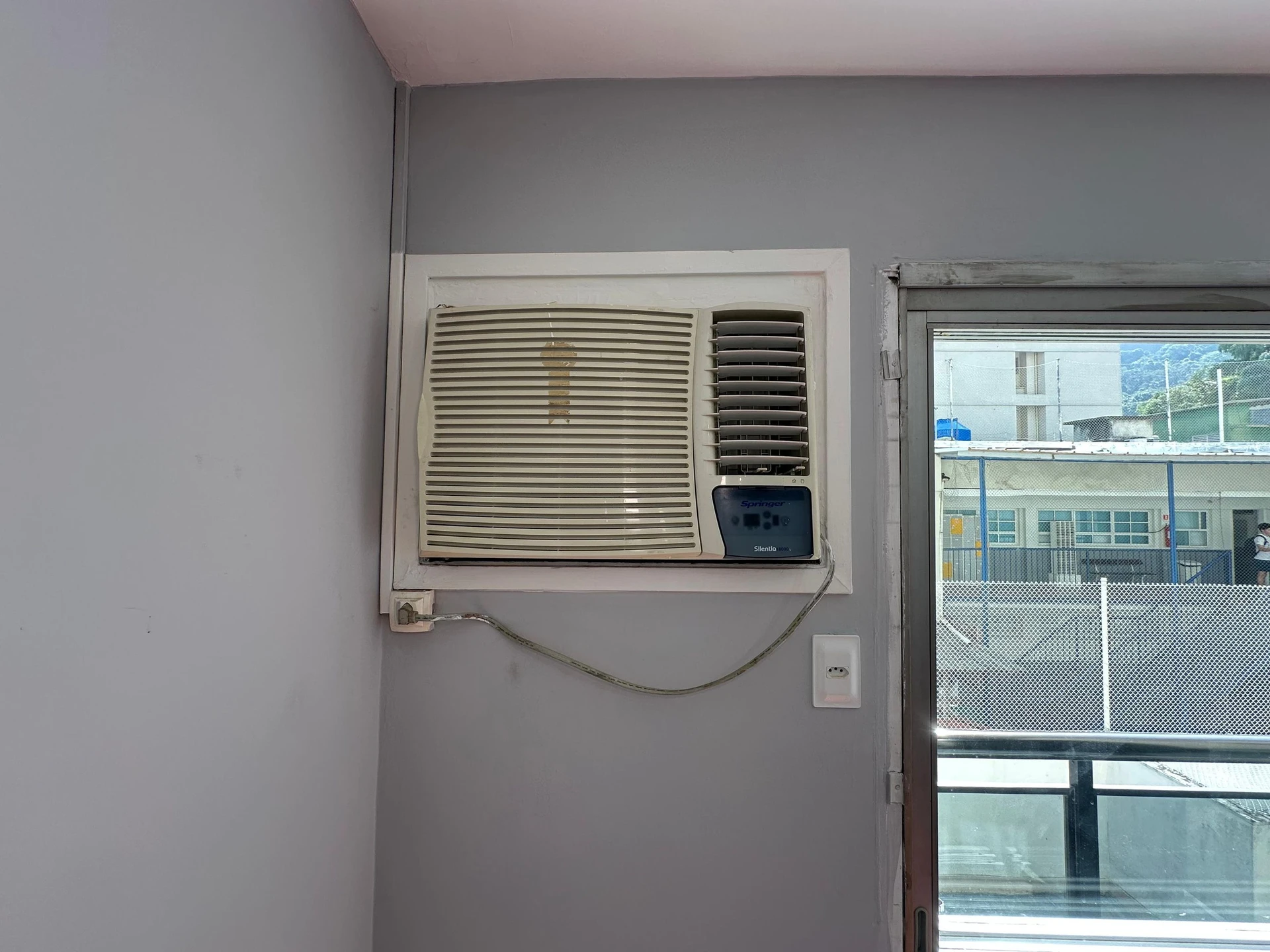 Квартира 82 м² із заскленим балконом та видом на гори — photo 57