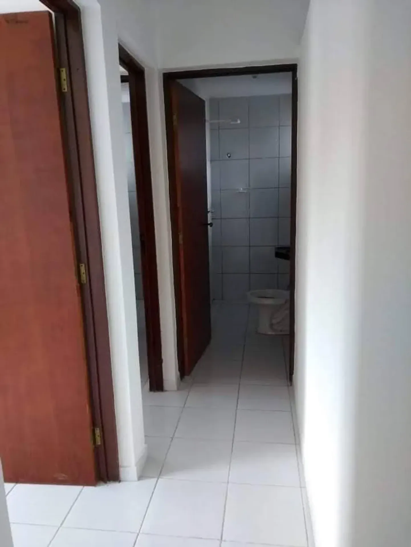 Apartamento de 2 quartos em condomínio com piscina — photo 7