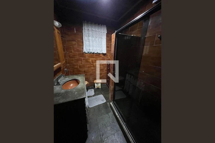 Rental house with 4 bedrooms and 600 m² — photo 44