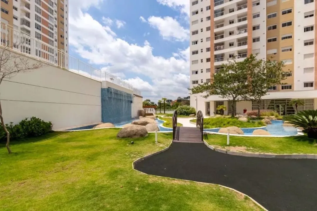 Apartamento de 2 dormitorios con balcón cerrado en vidrio — photo 27