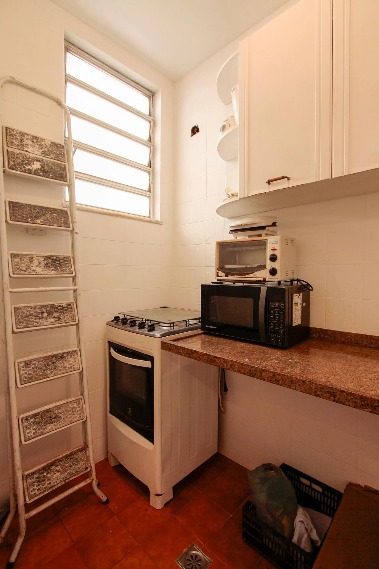 Monoambiente con espacio de home office en Rio de Janeiro — photo 10
