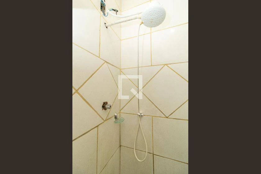 Casa en alquiler con 1 dormitorio y ducha con vidrio — photo 13
