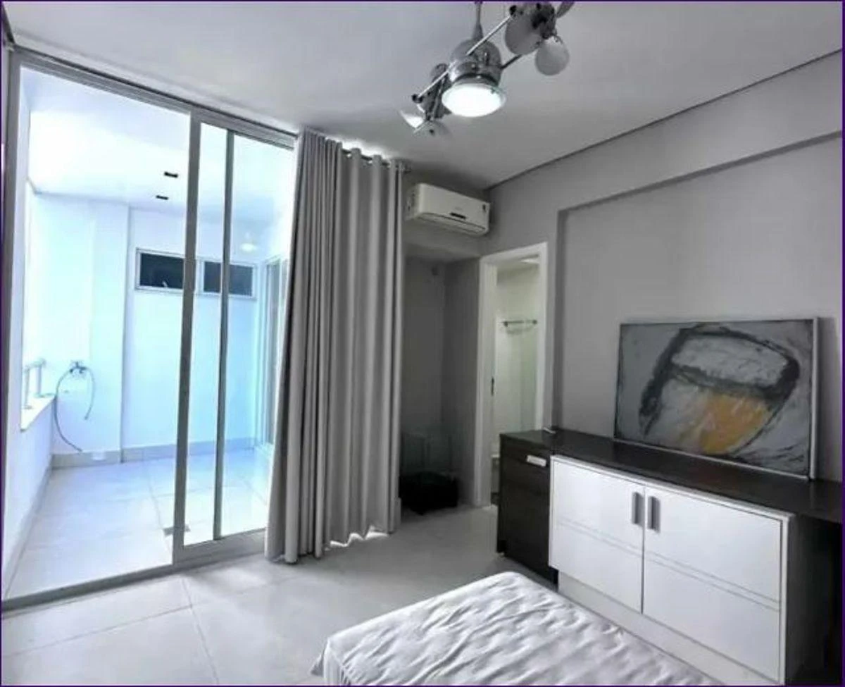 Furnished 400 m² apartment with 4 bedrooms and a terrace — photo 10
