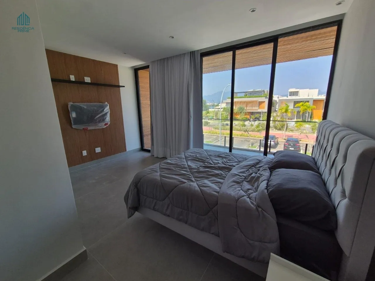 Furnished house with 4 bedrooms and an open-plan kitchen — photo 4
