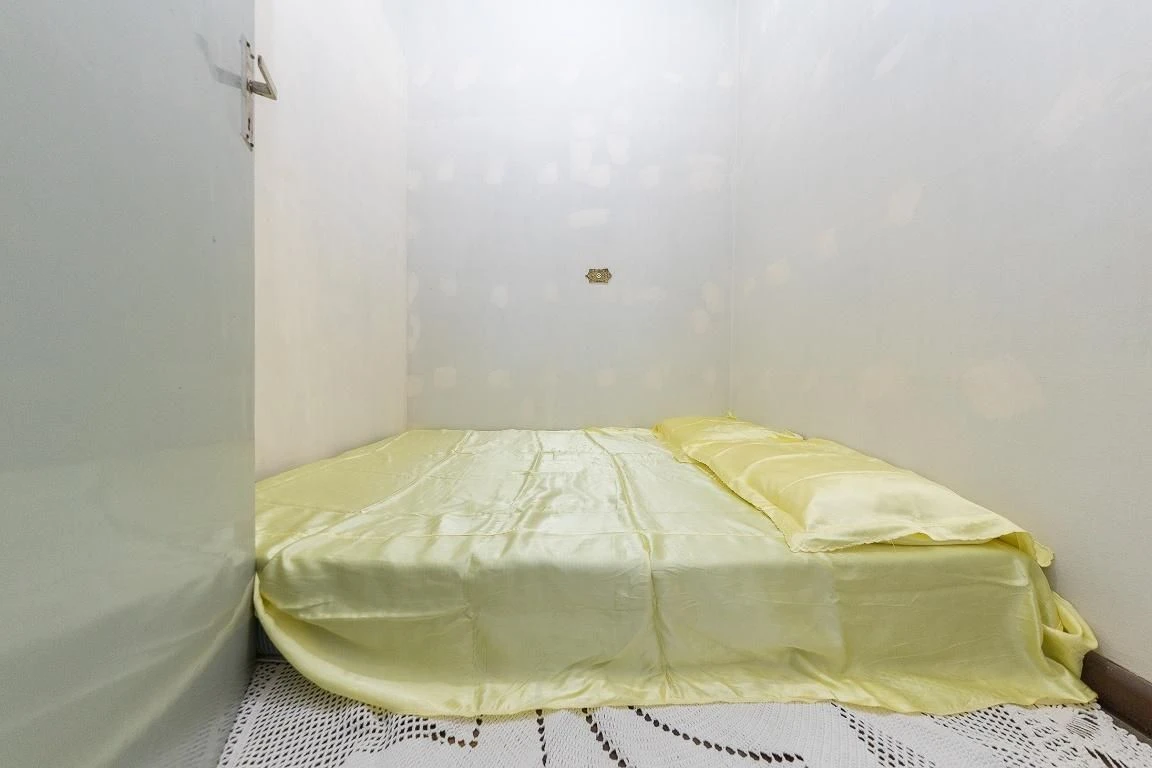 Furnished apartment, 97 m², with a bathtub — photo 6