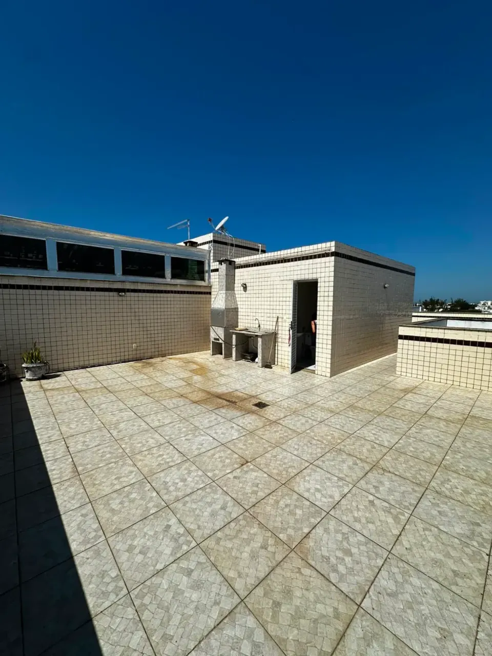 Duplex apartment 169 m² with 3 bedrooms and closed kitchen — photo 17