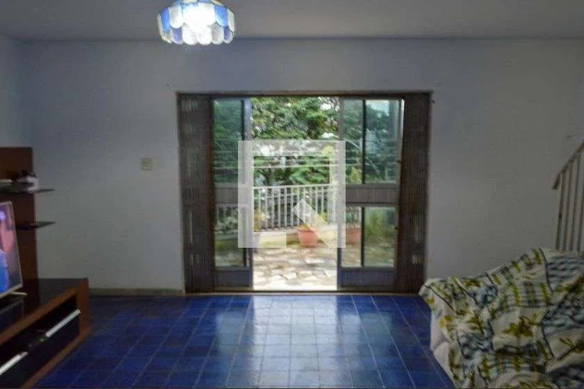 200 m² house with a garden and a mountain view — photo 21