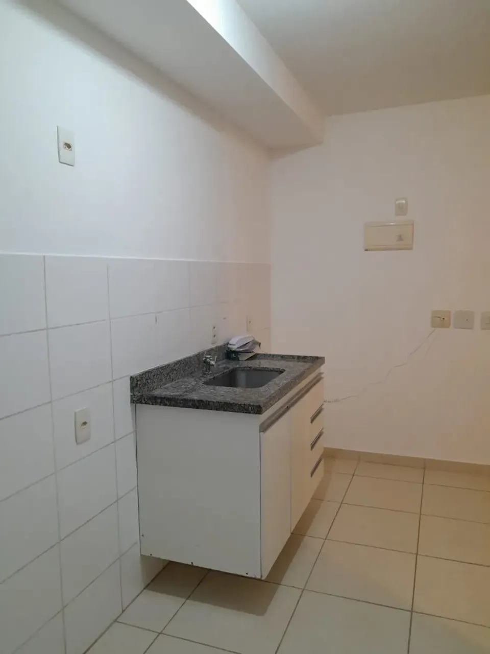 2-bedroom apartment with 1 bathroom, 1 parking spot — photo 7