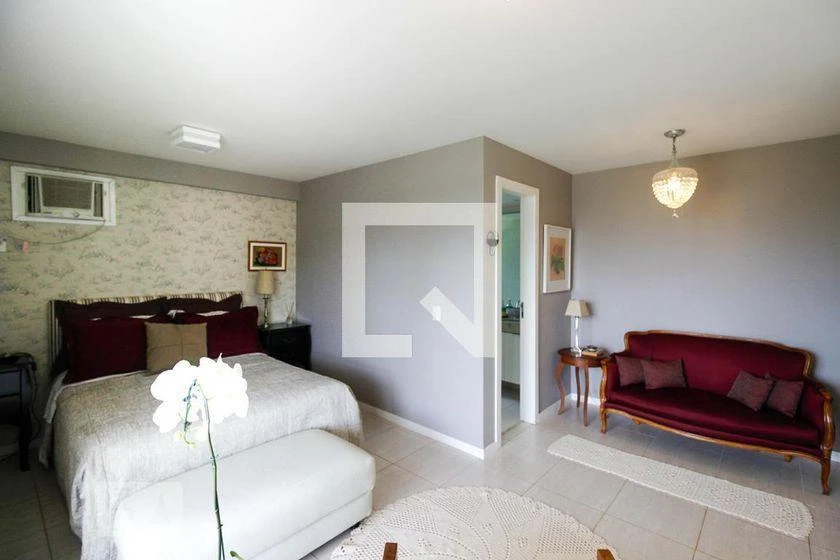 House for rent with 4 en-suite bedrooms and 450 m² — photo 21