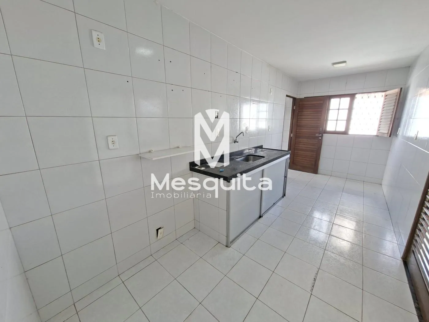 Будинок 240 м² з 3 спальнями та 1 люкс-ванною — photo 4
