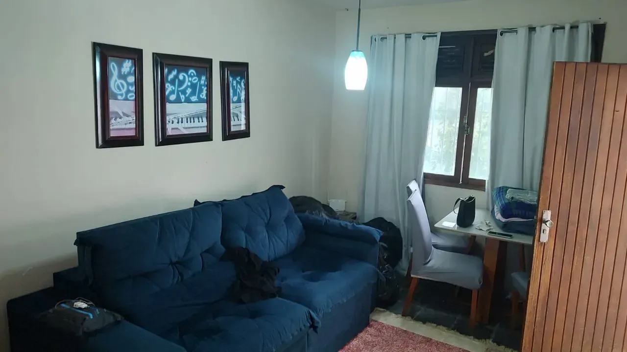 3-bedroom house with 2 bathrooms and 3 parking spaces