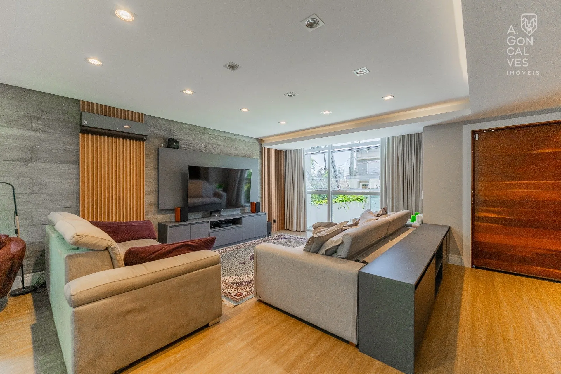 Casa com 3 suítes e 350 m², terraço e jardim — photo 3