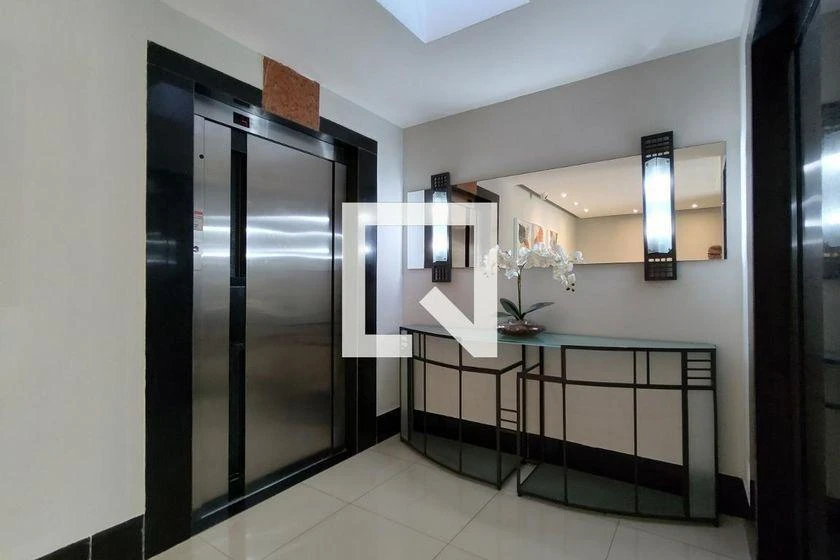 Apartment, 87 m², with a glass-enclosed balcony — photo 14