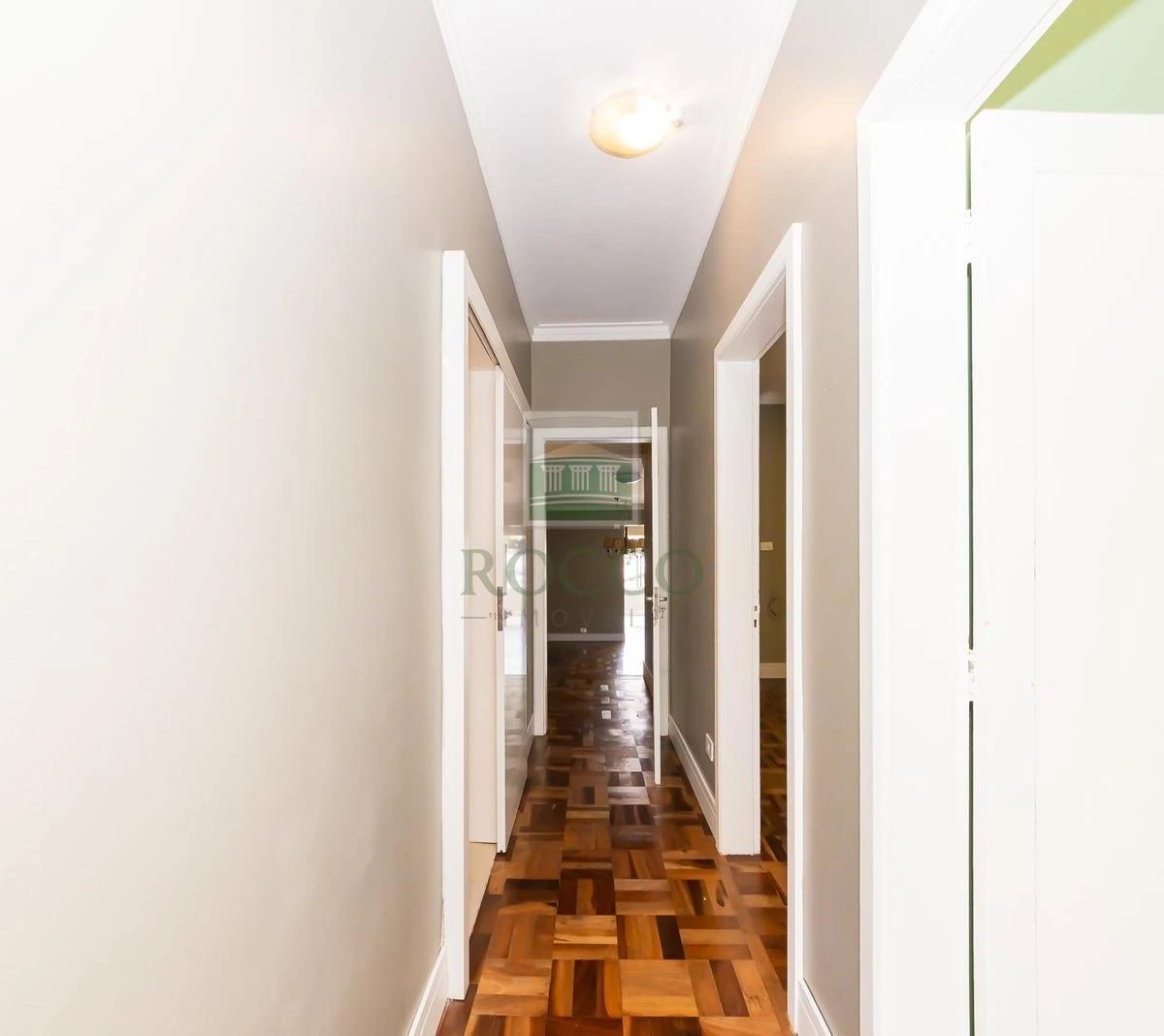 3-bedroom apartment with a washing machine in Curitiba — photo 12