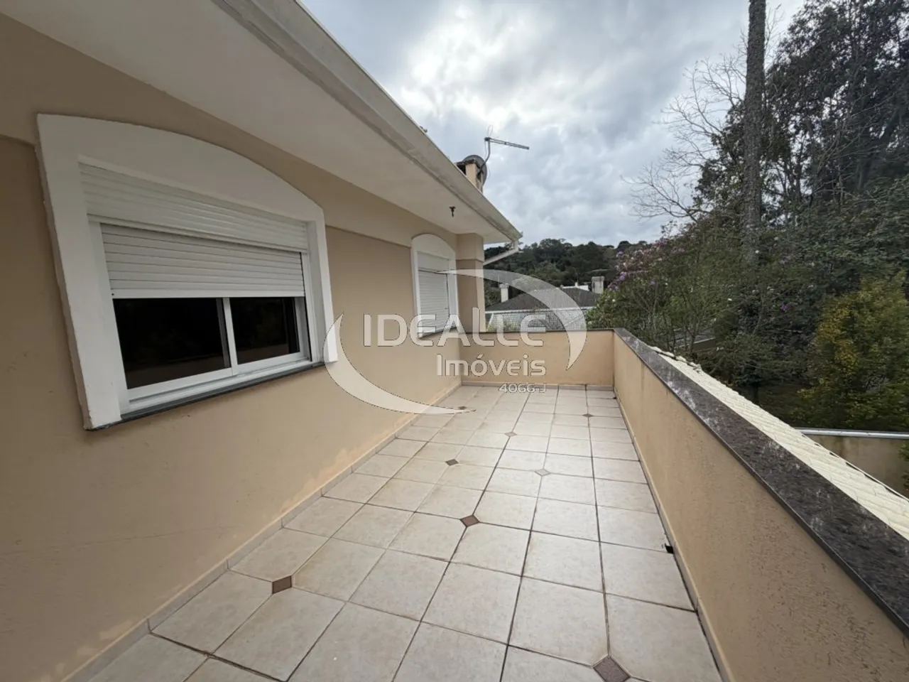 House with 3 bedrooms and private garden, 200 m² — photo 10