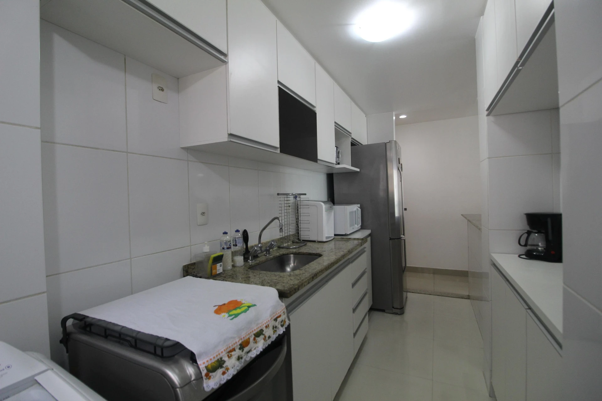 Glass-enclosed balcony in a 3-bedroom apartment, 77 m² — photo 21