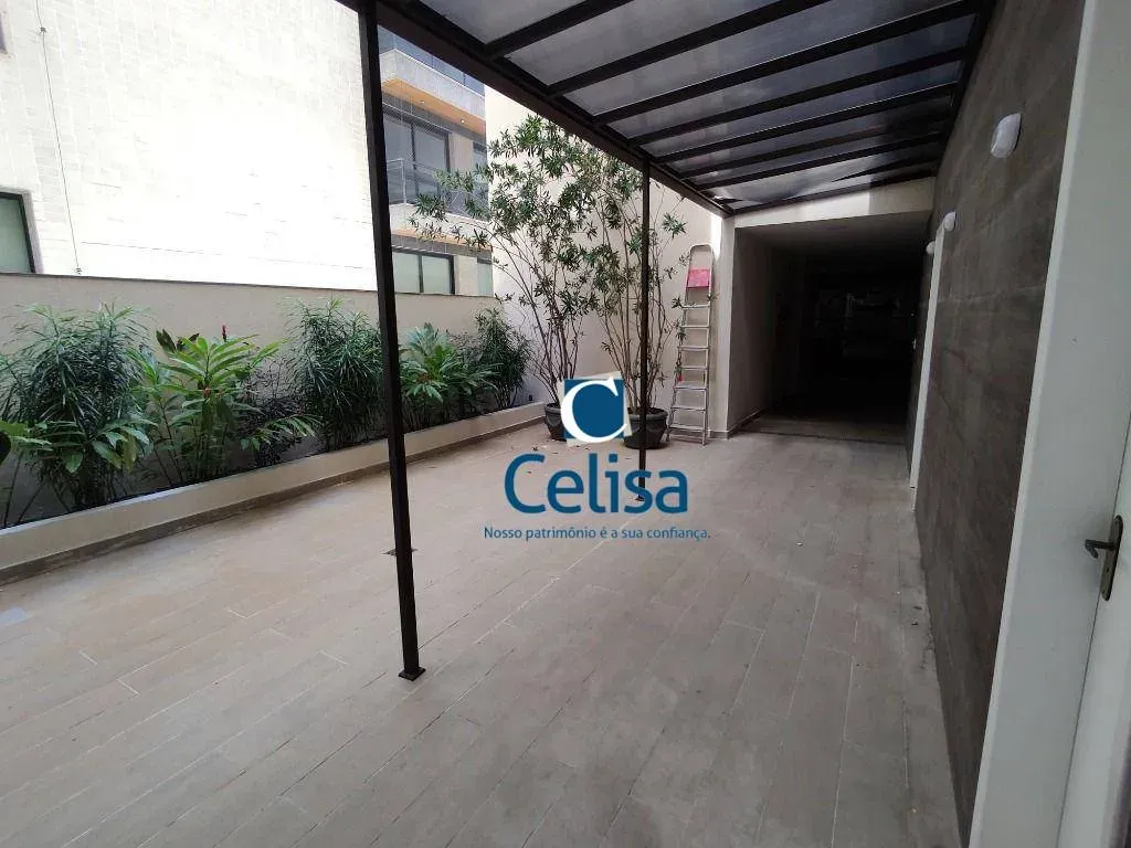 Furnished 294 m² apartment with a balcony grill — photo 34