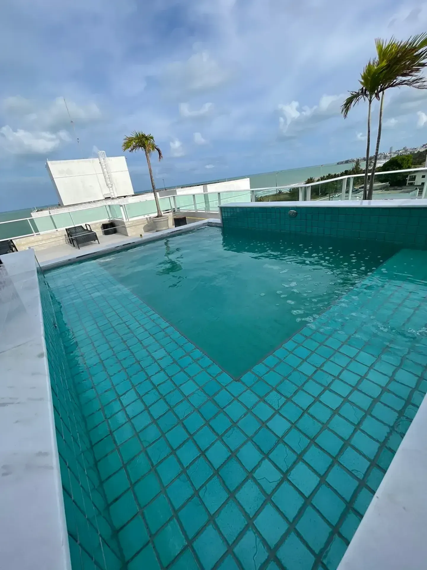 Furnished 1-bedroom apartment with a balcony — photo 15