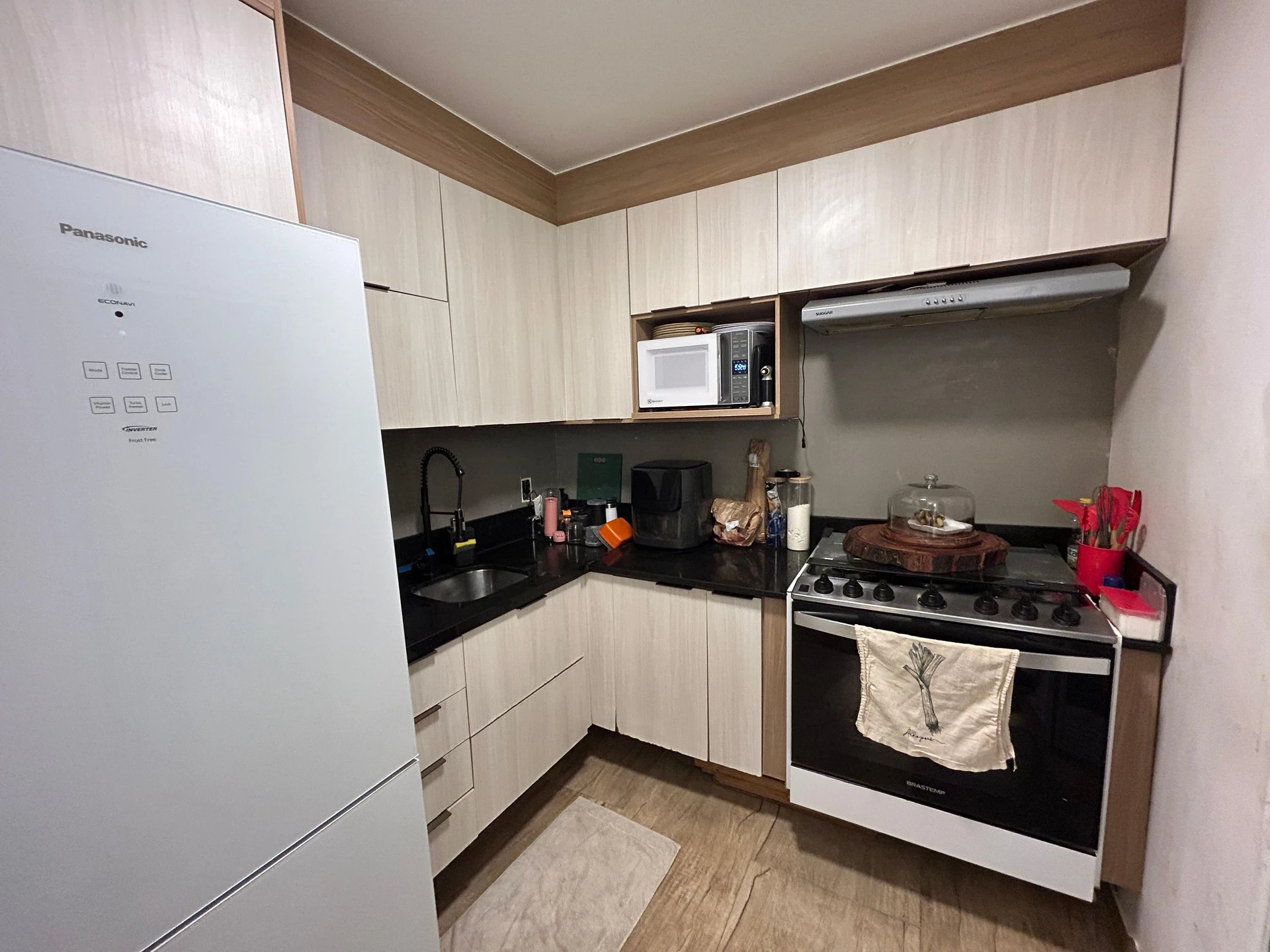 Furnished apartment with 2 bedrooms and 1 en-suite — photo 2
