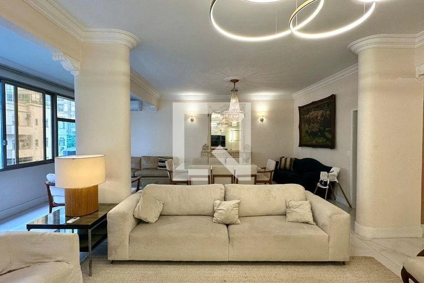 Furnished 220 m² apartment with 4 bedrooms and a suite — photo 16