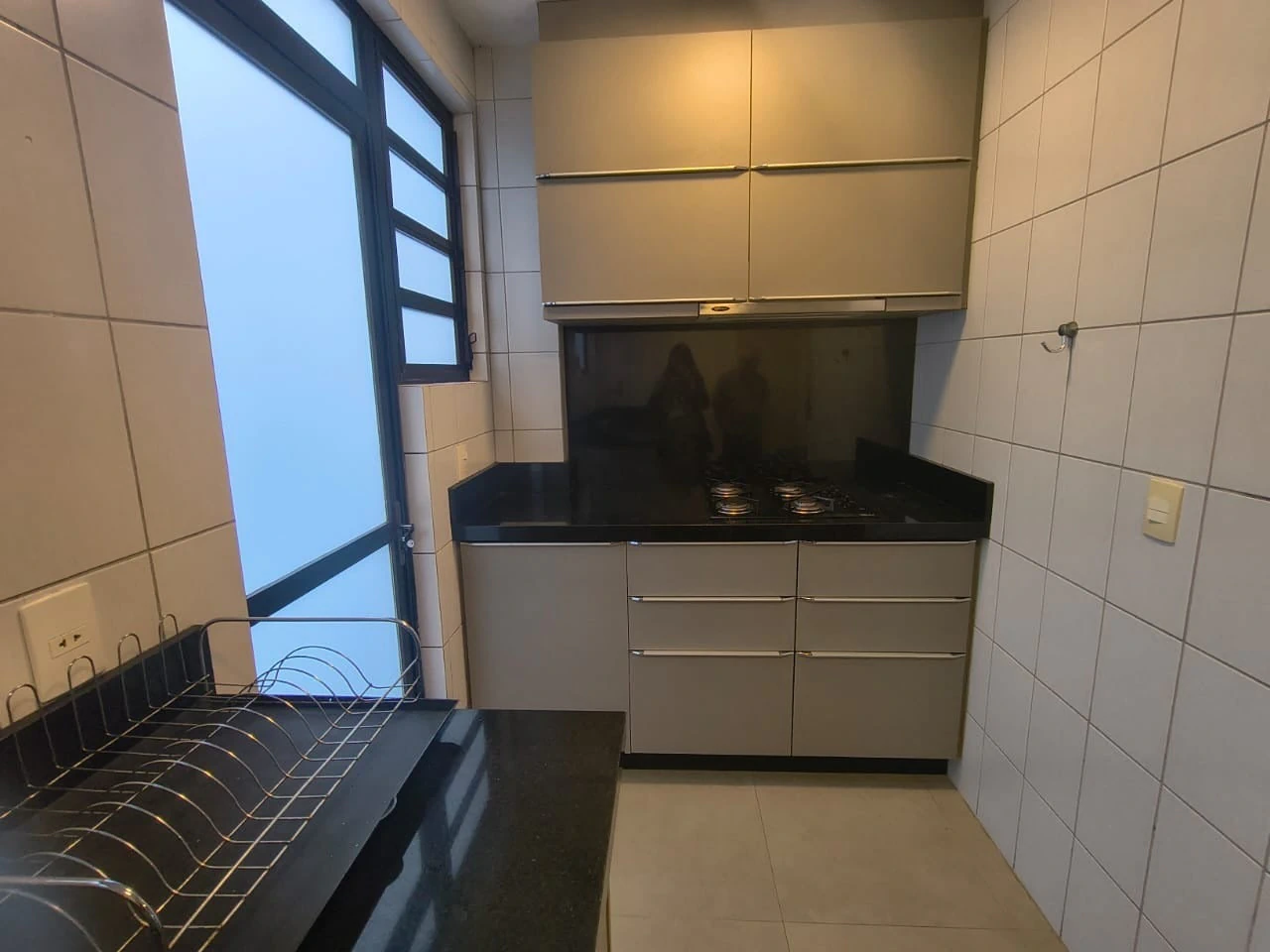 Floor-to-ceiling windows in a 3-bedroom apartment, 90 m² — photo 18