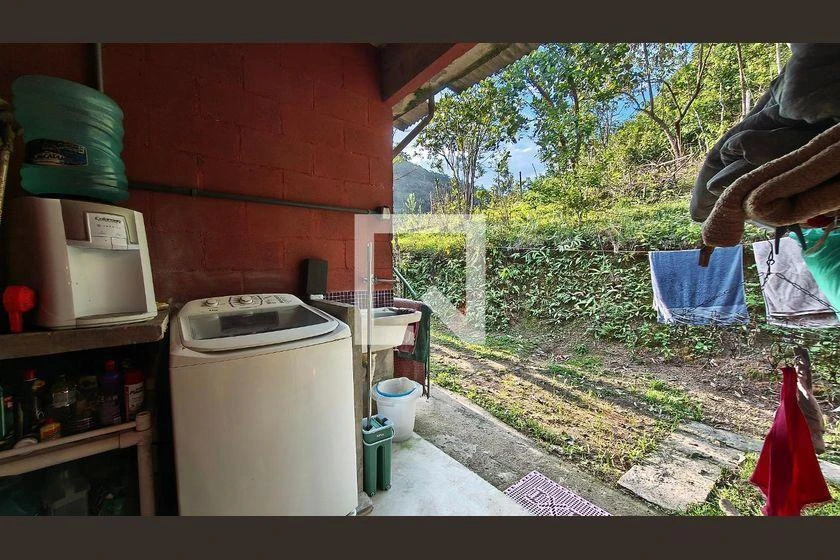 Casa mobiliada com cozinha americana, 3 quartos e jardim — photo 8