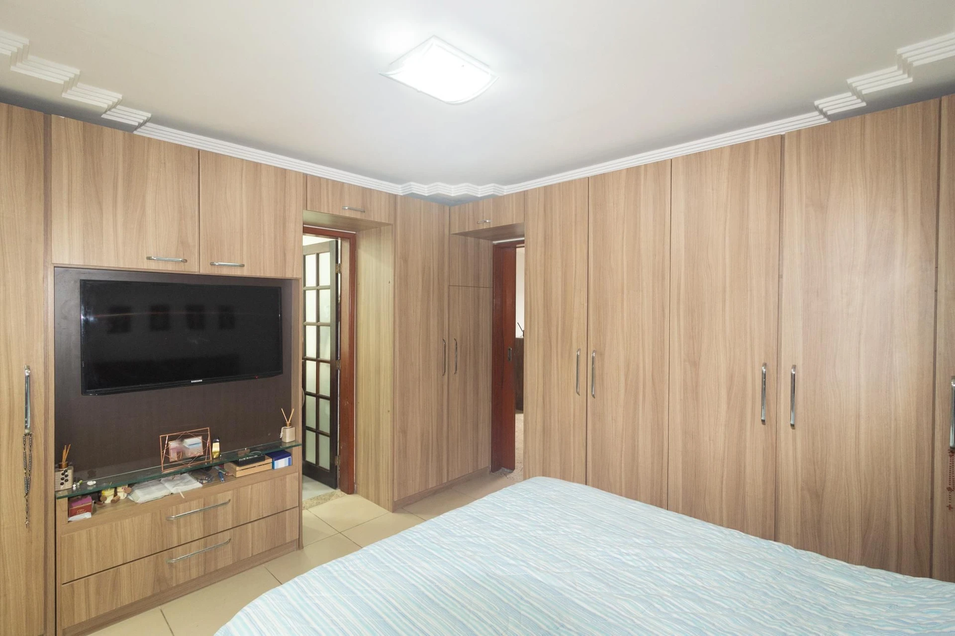 Furnished house, 360 m², with a garden — photo 3