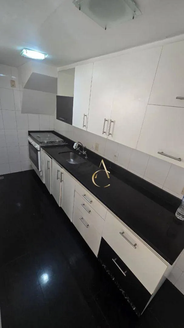 Casa com 3 quartos e varanda em bom estado — photo 21