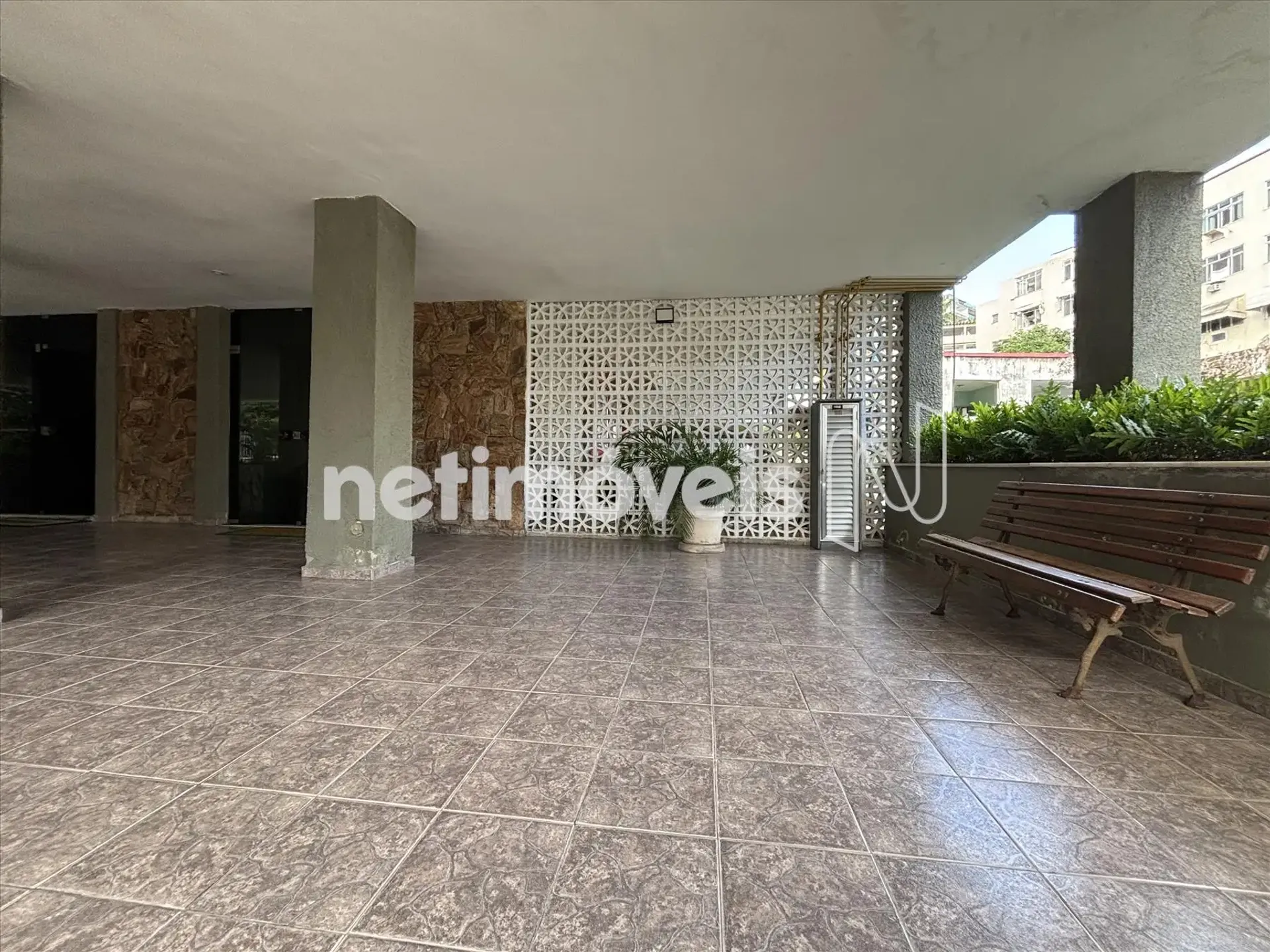 Apartamento com 2 quartos, cozinha separada e 1 banheiro — photo 34