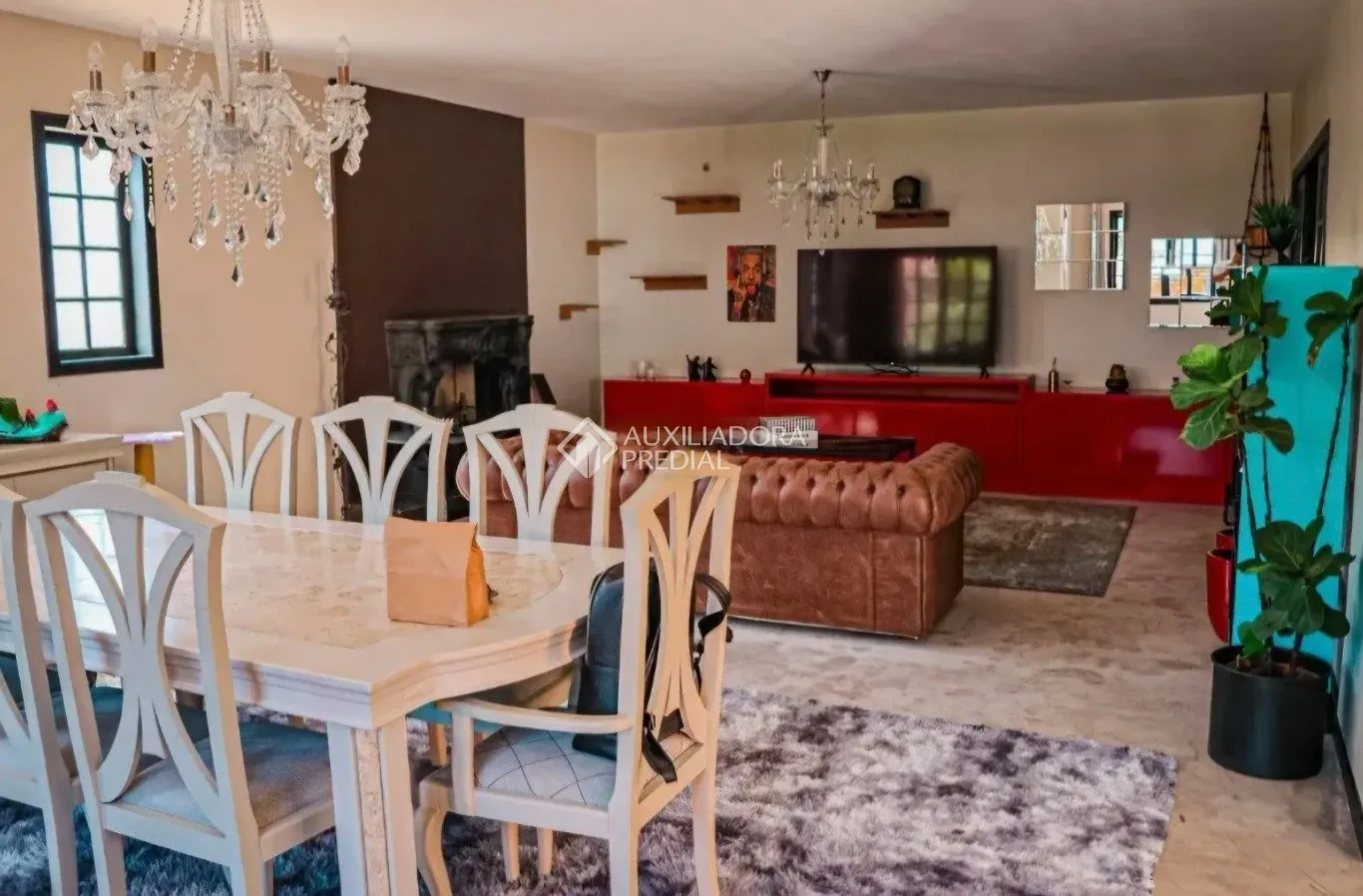Casa sem mobília de 1100 m² com 3 suítes e jardim — photo 11