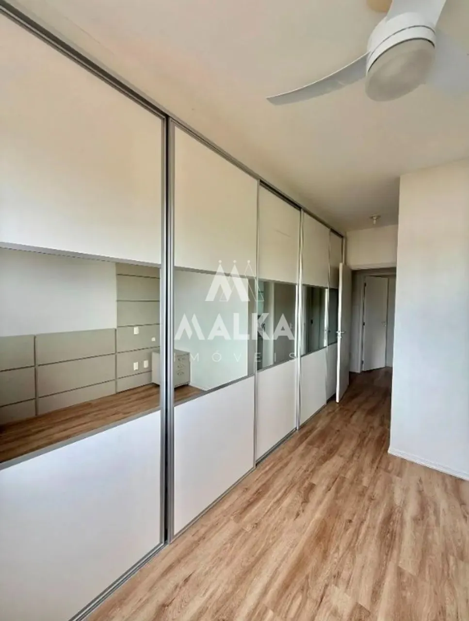 Apartamento con 3 dormitorios y 3 baños y 2 plazas — photo 4