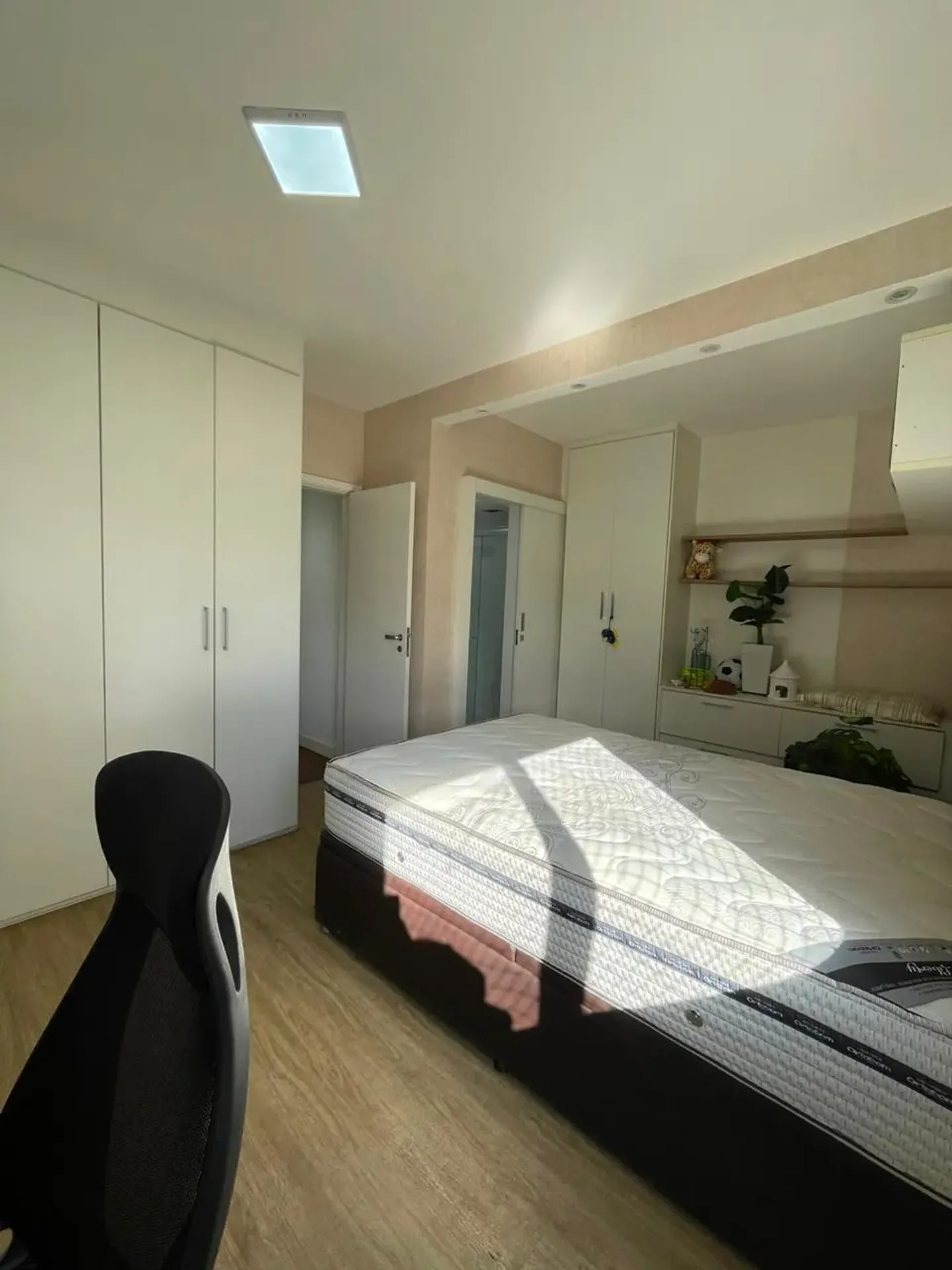 121 m² apartment with 3 bedrooms and 4 bathrooms — photo 11