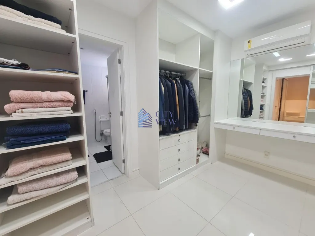 Casa com 3 dormitórios e 4 banheiros de 400 m² — photo 8