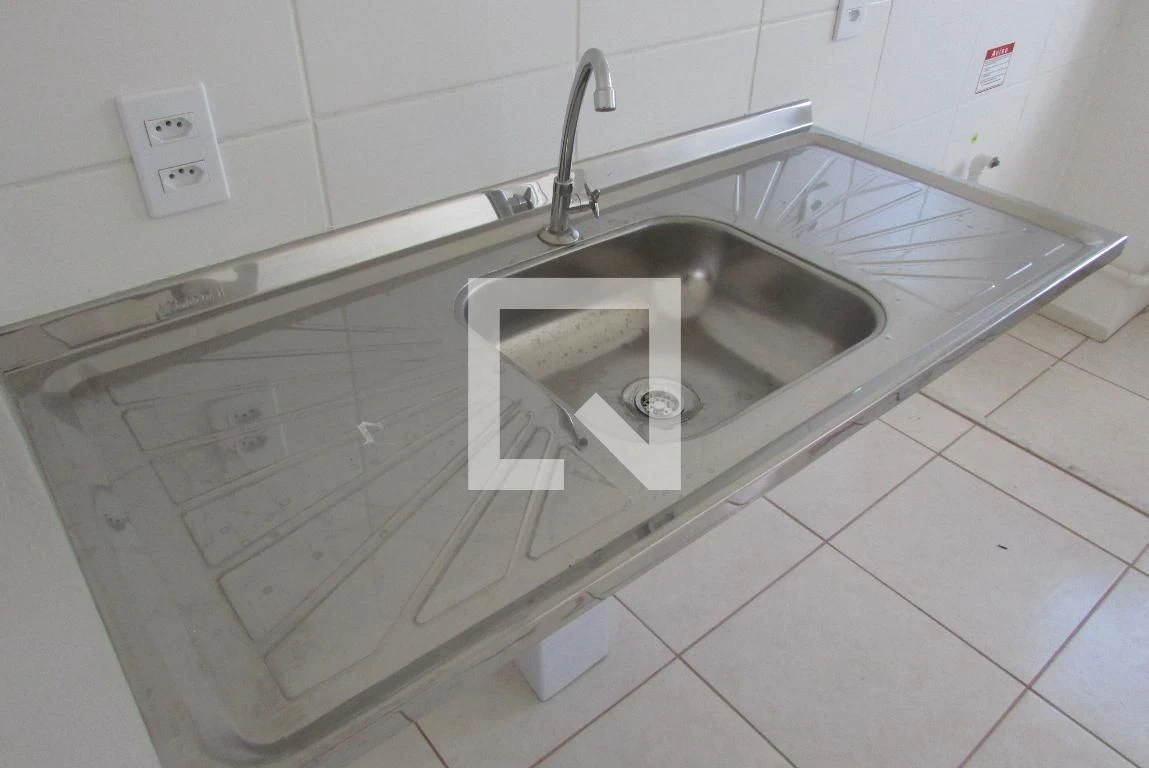 Unfurnished apartment with 2 bedrooms and 1 parking spot