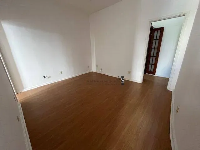 Робоче місце та 1 спальня: квартира 60 м² — photo 12