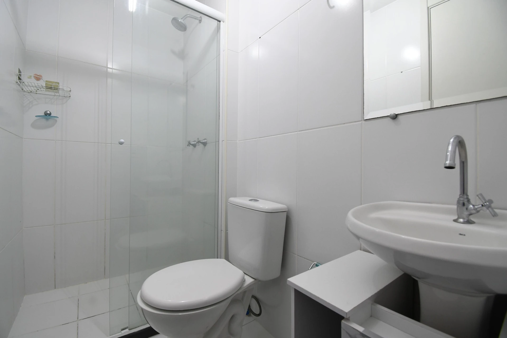 2-bedroom apartment with wood or laminate floors — photo 20