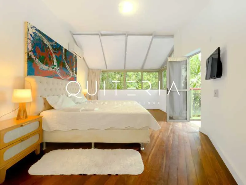 Casa mobiliada com 5 quartos e piscina ao ar livre — photo 8