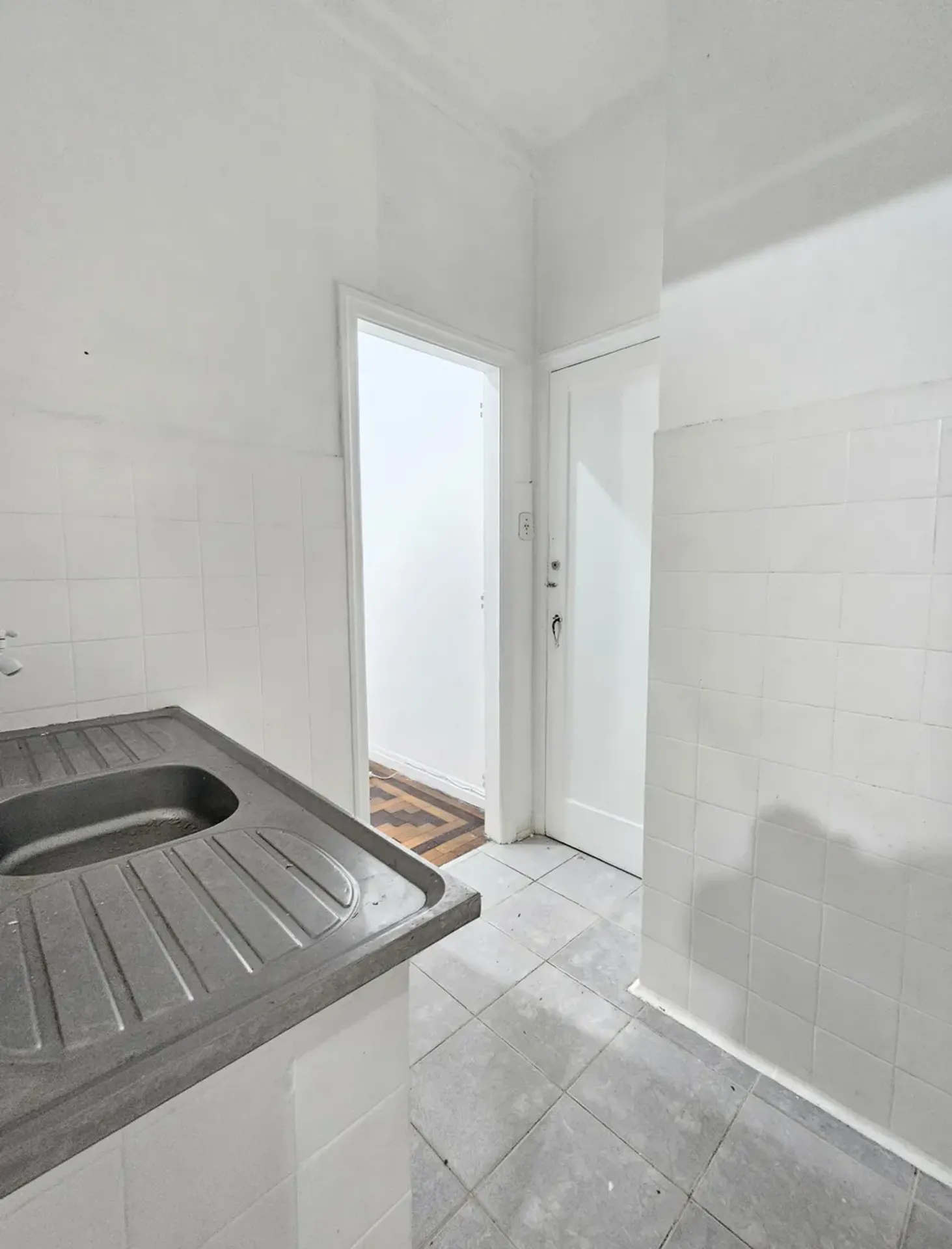 Apartamento com piso de madeira ou laminado, Copacabana — photo 22