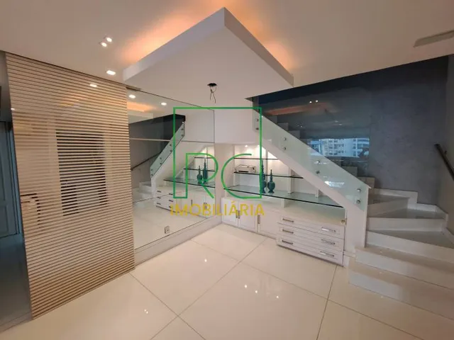 Penthouse with 3 bedrooms and 274 m², glass balcony — photo 17