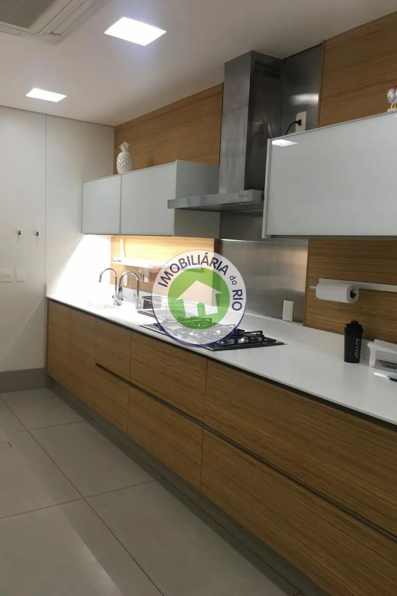 Apartamento mobiliado com 3 dormitórios e 5 banheiros — photo 13