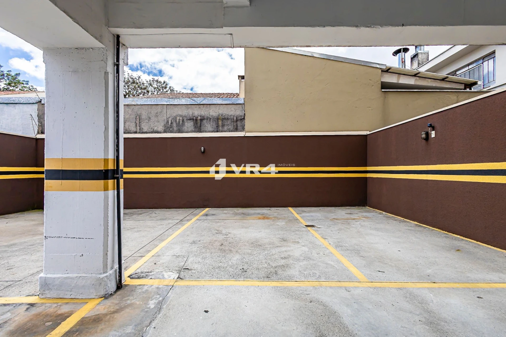 Furnished 1-bedroom apartment with 1 parking spot — photo 10
