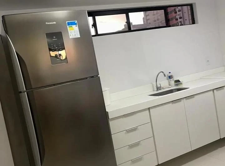 Furnished 98 m² apartment with 3 bedrooms — photo 2