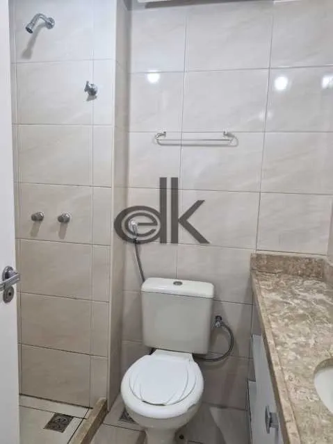 Apartment with 2 bedrooms, 3 bathrooms and a balcony — photo 12