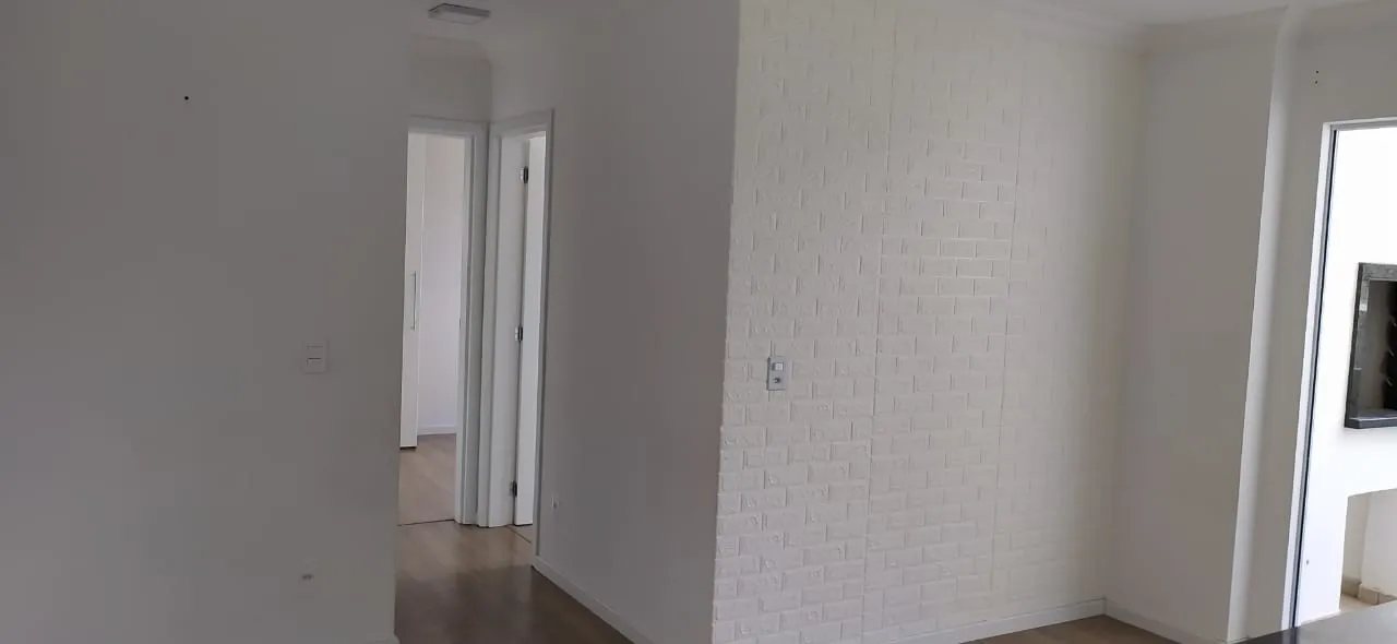 Wood or laminate floors in a 2-bedroom apartment, 68 m² — photo 16